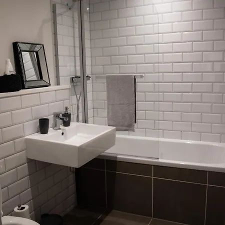 2-Bedroom With Breathtaking Views In Holmfirth Village, Huddersfield Chambre photo