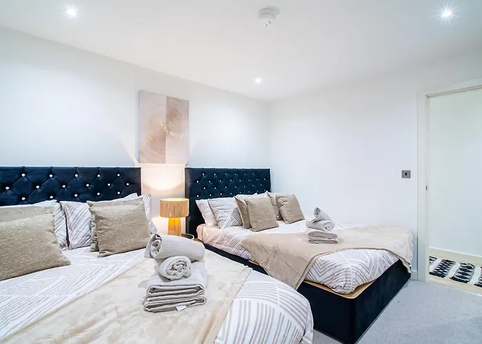 2-Bedroom With Breathtaking Views In Holmfirth Village, Huddersfield